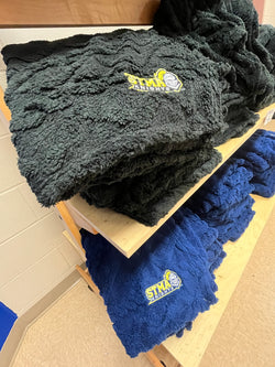 STMA sherpa blanket
